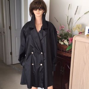 Black Vintage Trench/rain Coat